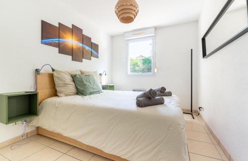 Les Sorinieres Apartment | La Fontaine - Confortable, Calme & Spacieux