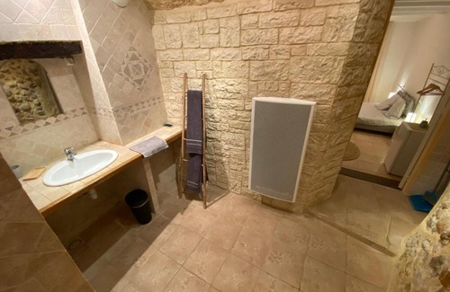 Vinsobres Hotel | La Fontaine de Vinsobres