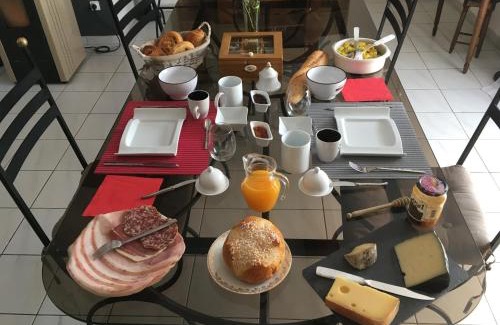 Faugeres Bed & Breakfast | La Forgerole