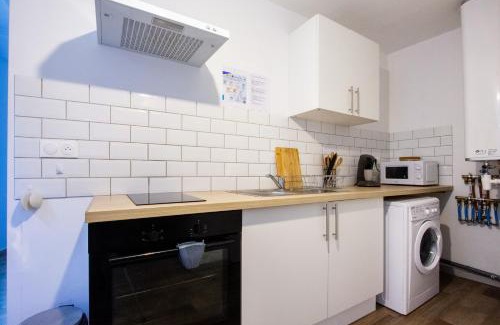 Tonnerre Apartment | La fosse aux singes - 5 min de la Fosse Dionne