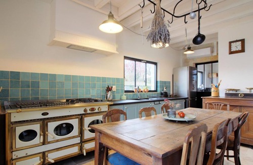 Les Eglisottes-et-Chalaures House | La Caquetoire - LES EGLISOTTES ET CHALAURES