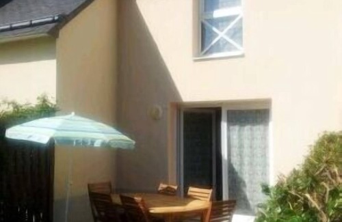 Arradon House | La Galiote Quiet house, sleeps 6 with internet.