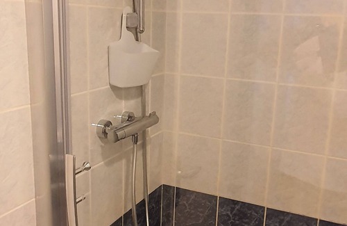 Arradon House | La Galiote Quiet house, sleeps 6 with internet.