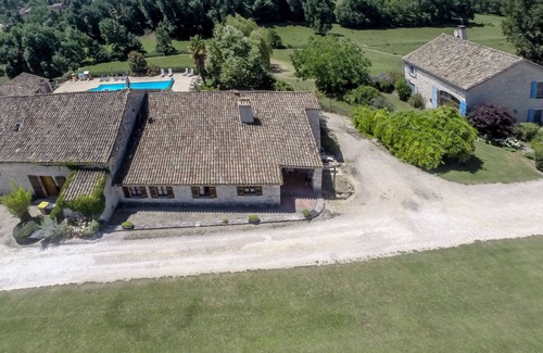 Razac-d'Eymet Cottage | La Garenne - Fantastic Gite with pool in 30+ acres nr Bergerac