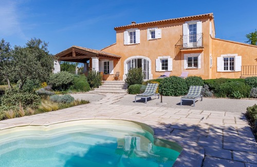 Pujaut House | La Garrigue by Interhome