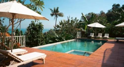 Mushroom Bay Hotel | La Gautch Bungalow