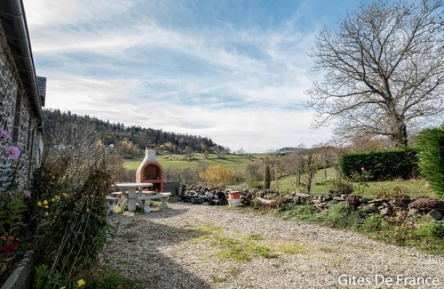 Jassat House | LA Grange - Besse-et-saint-anastaise