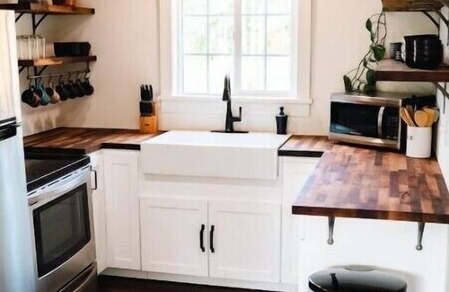 Eatonville Cabin | La Grande Cabinnn