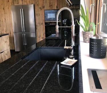 Bellecombe-en-Beauges House | La grange au ruisseau