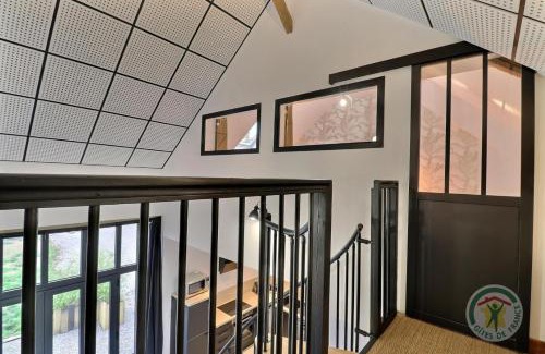 Hede House | La grange aux portes des ecluses