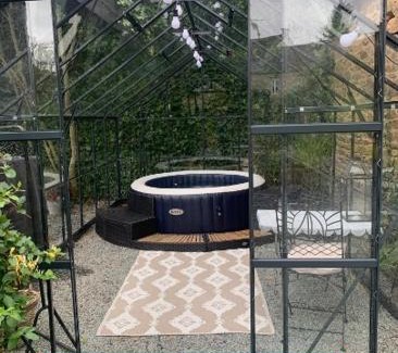 Loguivy-Plougras House | La Grange avec Jacuzzi