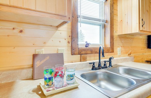La Grange Cabin | La Grange Cabin on a Racehorse Farm w/Pond Views!