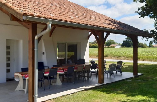 Orx House | La grange CABIROL- Large renovated house 10 minutes from the ocean with swimming pool