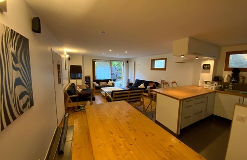 Les Varcins Apartment | La Grange Chalet DDA La Combe: 10-person apartment in the heart of the 3 Valleys