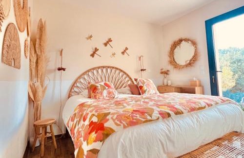 Le Beausset Bed & Breakfast | La grange des amoureux piscine jacuzzi et massages