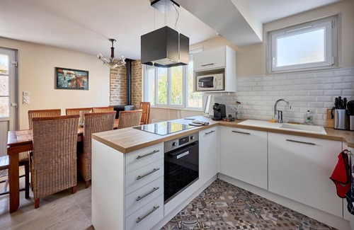 Bernieres-sur-Mer House | La Grange des Ours - A moins d’un km de la plage