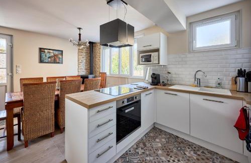 Bernieres-sur-Mer House | La Grange des Ours - Proche de la plage