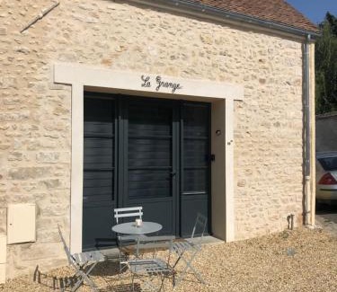 Ury House | La Grange