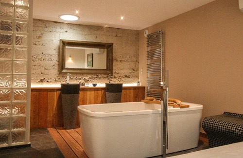 La Batie-Rolland House | La Grange, private jacuzzi, Drôme Provençale