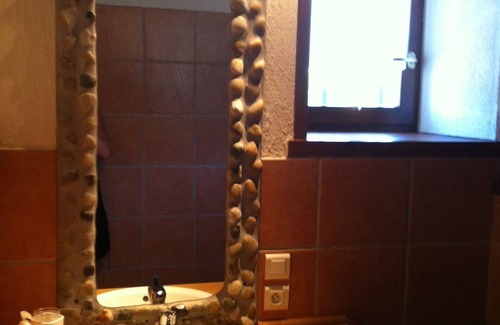 Coutouvre House | La Grange: the Semaille room