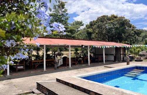 Sasaima House | La Granja De Bam Bam