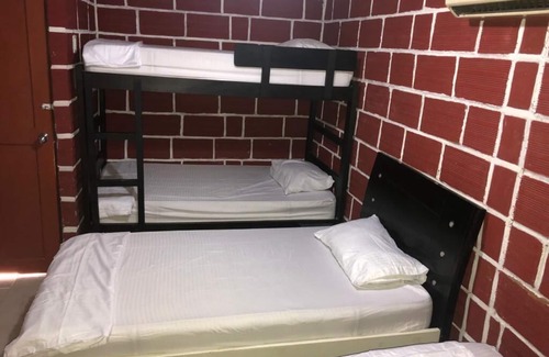 Santa Maria House | LA GUACA HABITACIONES ECONOMICAS