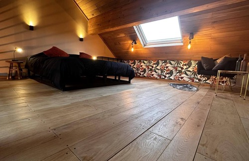 Hour House | La Hour House – Esc’Appart