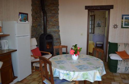 Plougastel-Daoulas Apartment | la hulotte