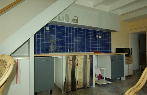 Regnezville-sur-Mer House | La Hune is a light house on the GR223 in the Mt St Michel bay