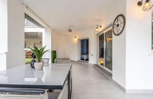 Roldan Apartment | La Isabella - La Torre Golf Resort