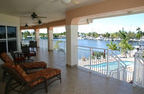 Tavernier House | La Isla Del Sueño - Your Private Island of Dreams