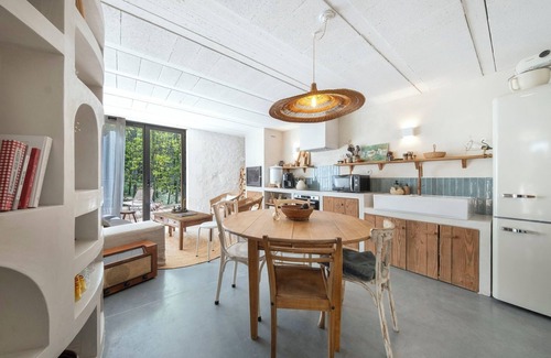 Le Buisson-de-Cadouin House | La Jolie Vie - La Maison Tilleul : un Tableau sur la Forêt Pour 6 Personnes