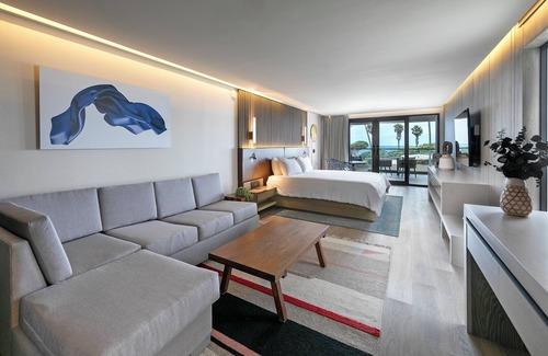 Village of La Jolla Hotel | La Jolla Cove Hotel & Suites, Spacious 2BR Oceanview Suite, Private Full Kitchen