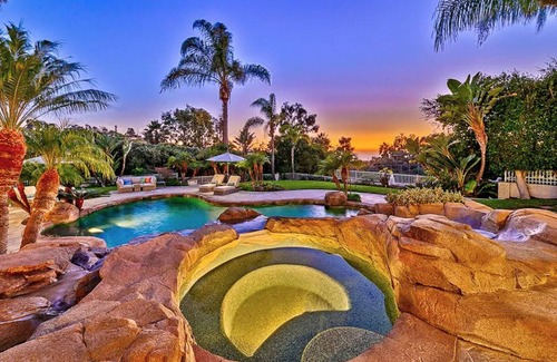Country Club House | La Jolla Lifestyle Villa with Oasis Pool & Spa