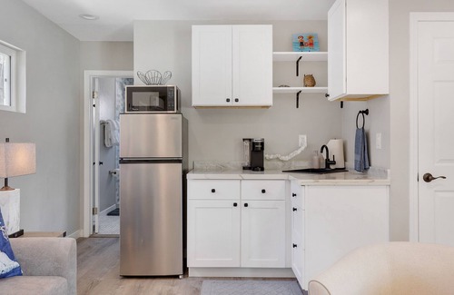 La Jolla Shores Apartment | La Jolla Shores Remodel w/Balcony, 2 Units in 1 & Steps from the Beach!