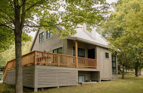 Saint Ferreol les Neiges Ski Chalet | La Jumelle d'en bas - 5 chambres - 15 personnes