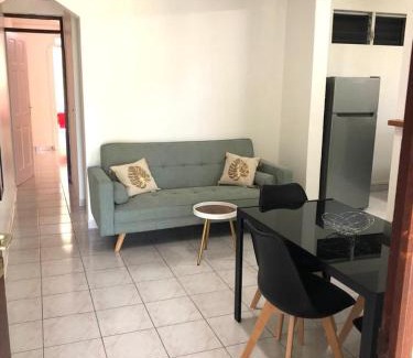 Le Gosier Apartment | La Kaz a Nana (F2 - Bas de Villa)