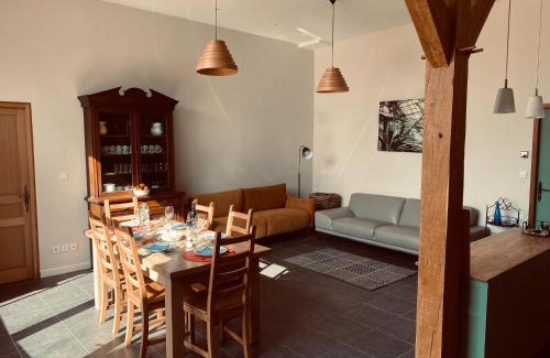 Mensignac House | La Lambertie