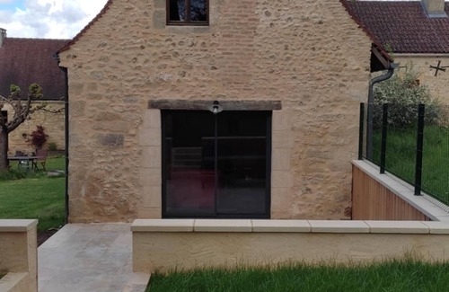 Mauzens-et-Miremont House | La Lauzerie, Perigordian gite with swimming pool
