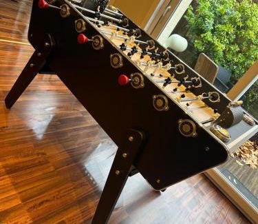 Cambrai Apartment | La Liberté, Loft 90 m2 rénové centre-ville, terrasse amenagee, jeux & parking