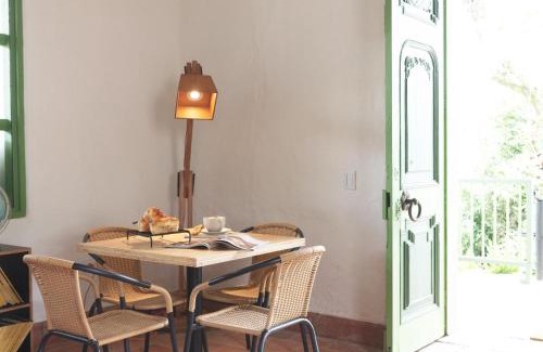 Retiro Hotel | La Liebre bed and breakfast