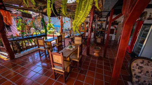 Garzon Hotel | La Liliana Hostal - Gastrobar