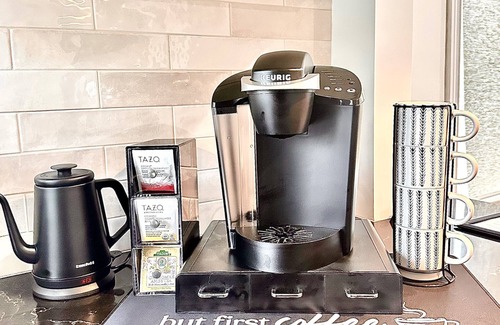 Los Angeles House | LA Living SoFI-LAX-Beach House w Gated Prkng