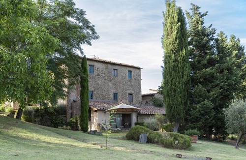 San Pietro in Bossolo House | LA LOGGIA - country home with garden in the heart of Chianti - 4 persons