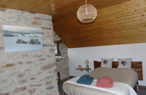 Argences-en-Aubrac Bed & Breakfast | LA LONGÈRE - Chambre Aubrac