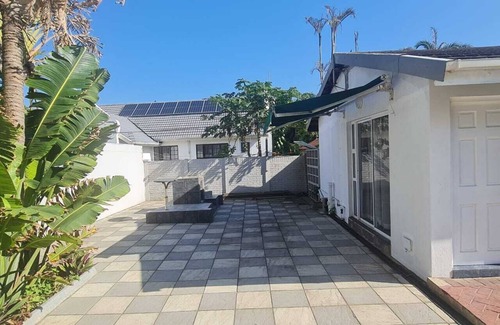 Durban North Villa | La Lucia Beach Villa - Cottage Villa