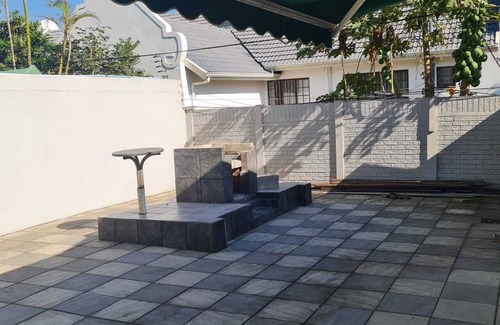 Durban North Villa | La Lucia Beach Villa - Cottage Villa