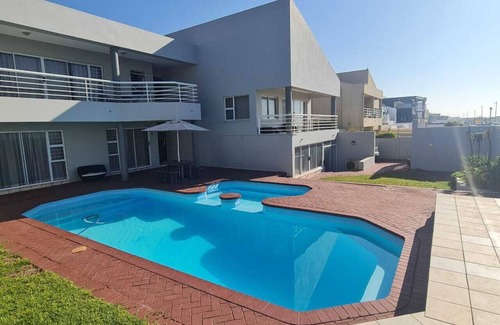 Durban North Villa | La Lucia Beach Villa - Cottage Villa