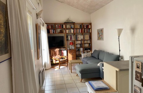 Maraussan House | La Lucquette - House near the Grands Buffets