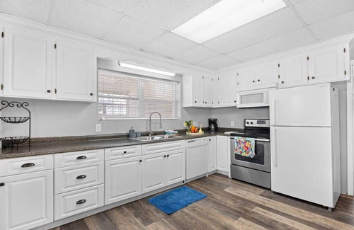 North Myrtle Beach House | La Luna in Cherry Grove